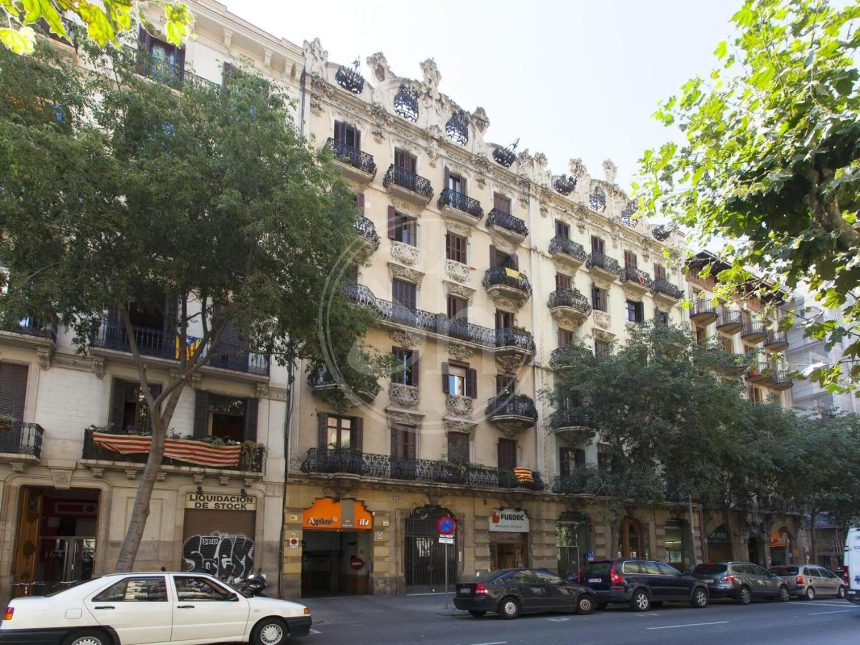 Bonito En El Eixample Barcellona